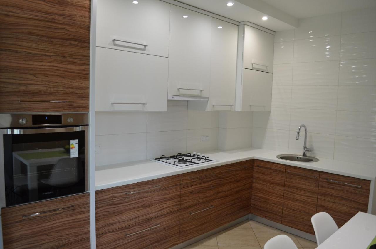 Apartment On Getmana Vigovskogo 49 Ρίβνε Εξωτερικό φωτογραφία