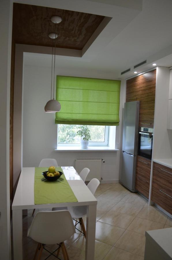 Apartment On Getmana Vigovskogo 49 Ρίβνε Εξωτερικό φωτογραφία