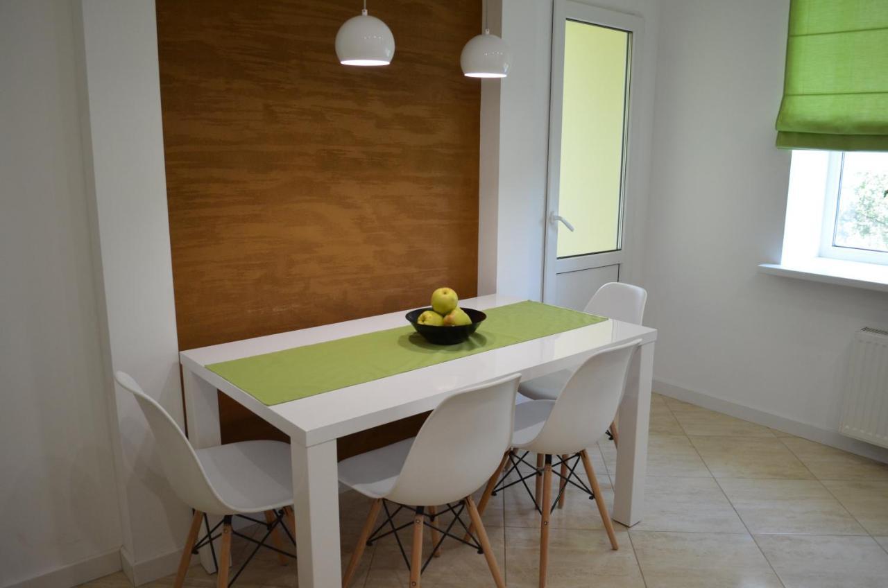 Apartment On Getmana Vigovskogo 49 Ρίβνε Εξωτερικό φωτογραφία