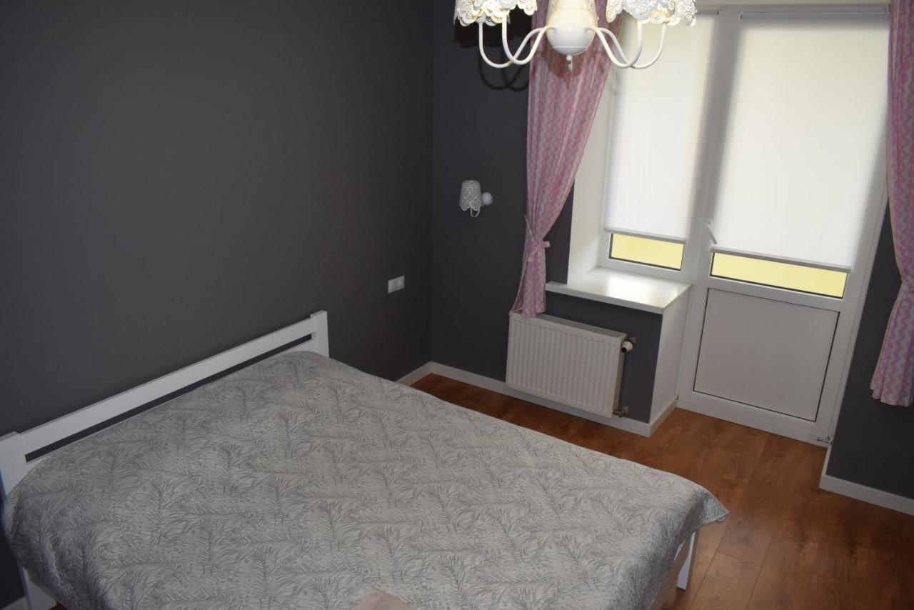 Apartment On Getmana Vigovskogo 49 Ρίβνε Εξωτερικό φωτογραφία